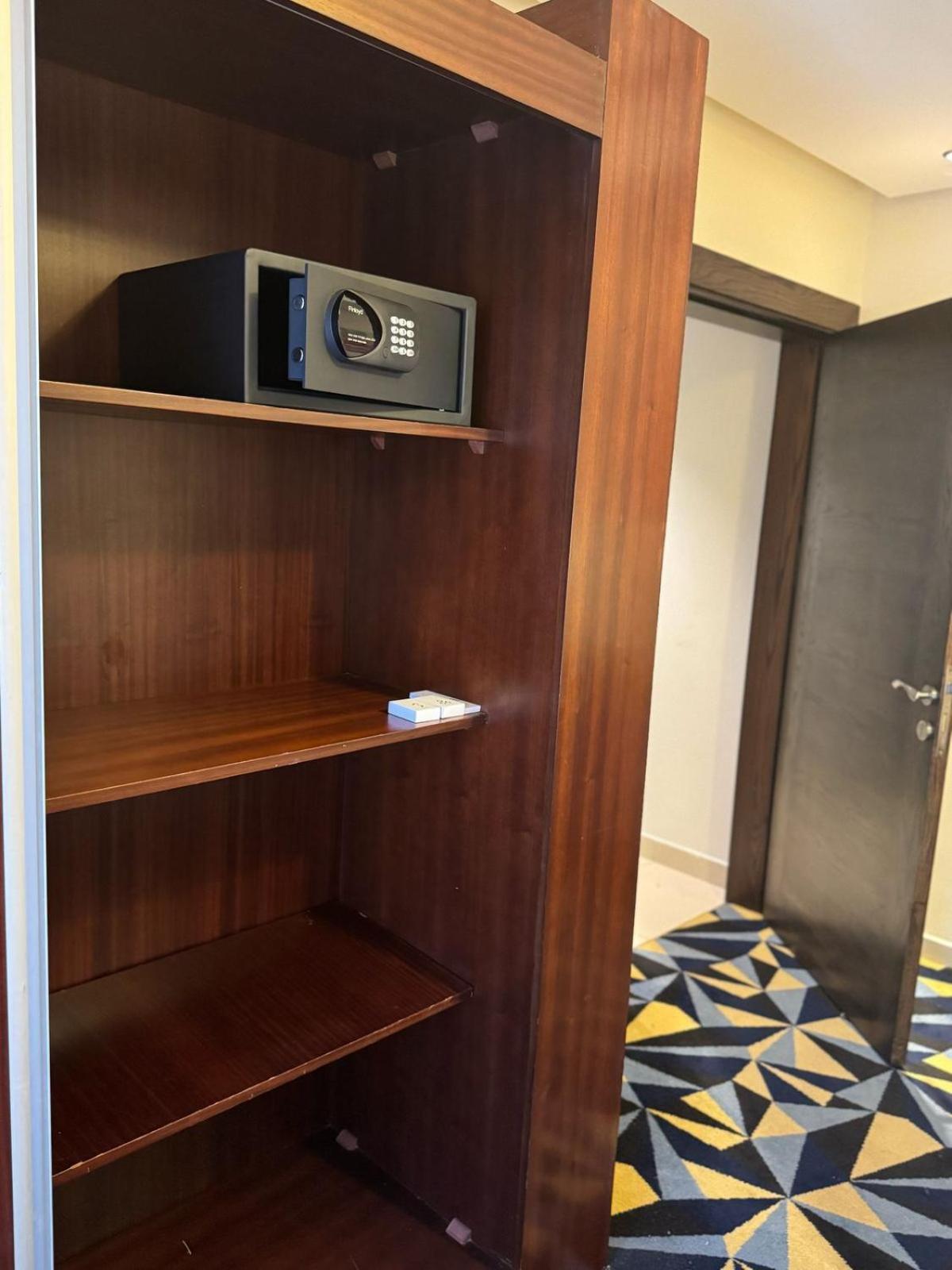 Ocean View Al Zahra Hotel Dzsidda Kültér fotó